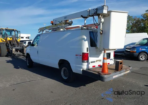 2006 Ford E-350 Super Duty Commercial/Recreational z USA, uszkodzony, nr VIN 1FTSE34L96DA70906